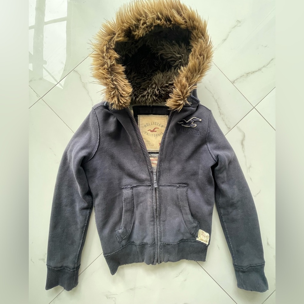 Hollister Men’s Huntington beach faux Fur Hooded Zip-Up Jacket - Navy size XS